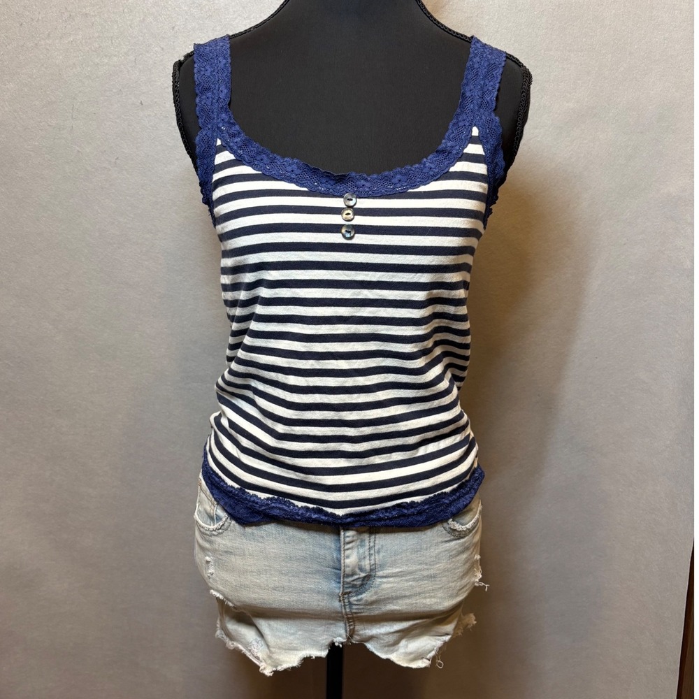 Open Box Womens Navy White Striped Lace Trim Tank Top Faux Henley Size M Y2K